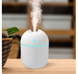 夜光機能付きの愛らしい芳香化合物分解器と加湿器。寝室、家庭、車、植物のための設計。植物のためのリフレッシュミストを提供。