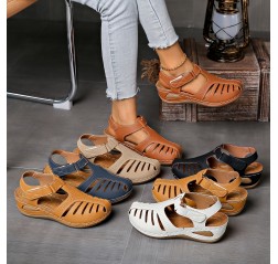 女性用夏のカジュアルウェッジサンダル、無地のアンクルストラップ付きキャップトゥホロウアウトプラットフォームヒールシューズ、合成素材のアッパー/インナー/インソール、PUソール、マジックテープ留め具